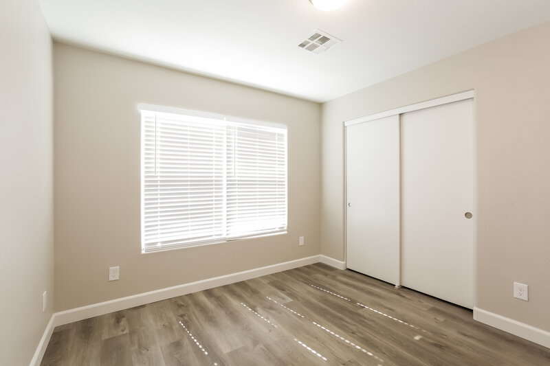 1,895/Mo, 8838 Ashley Park Ave Las Vegas, NV 89148 Bedroom View 2