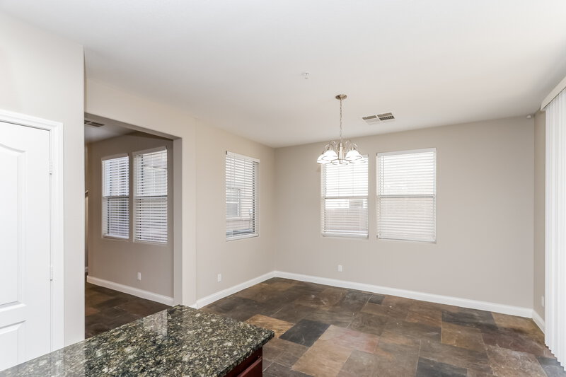 2,210/Mo, 642 Monument Point St Henderson, NV 89002 Dining Room View 2