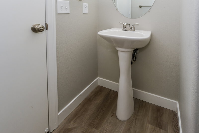 2,120/Mo, 3376 Palio Ave Las Vegas, NV 89141 Powder Room View