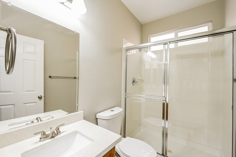 2,165/Mo, 10416 Raining Sky St Las Vegas, NV 89178 Bathroom View 2