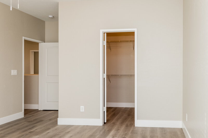 2,115/Mo, 7501 Perla del Mar Ave Las Vegas, NV 89179 Main Bedroom View