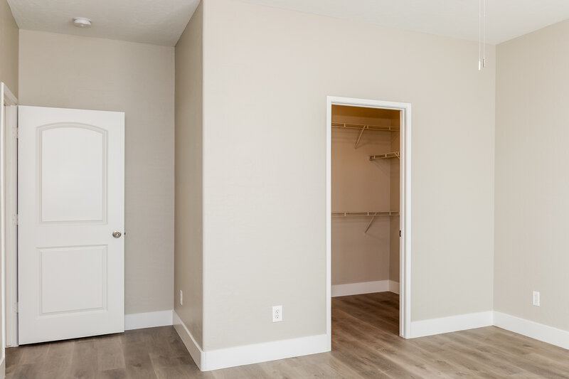 2,115/Mo, 7501 Perla del Mar Ave Las Vegas, NV 89179 Main Bedroom View 2