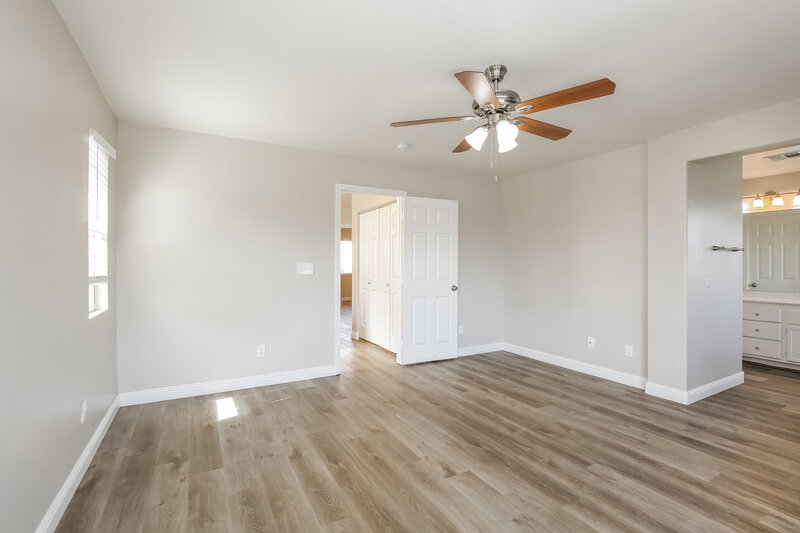 2,045/Mo, 1022 Shades End Ave North Las Vegas, NV 89081 Main Bedroom View 2