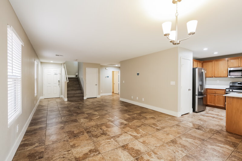 2,250/Mo, 6179 Fisher Creek Ct Las Vegas, NV 89139 Dining Room View