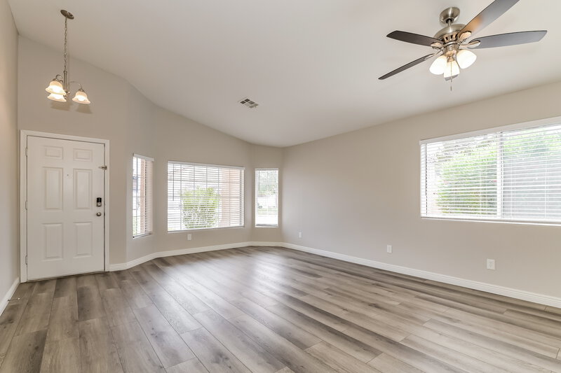 2,255/Mo, 972 Trackers Glen Ave Henderson, NV 89015 Misc View 3