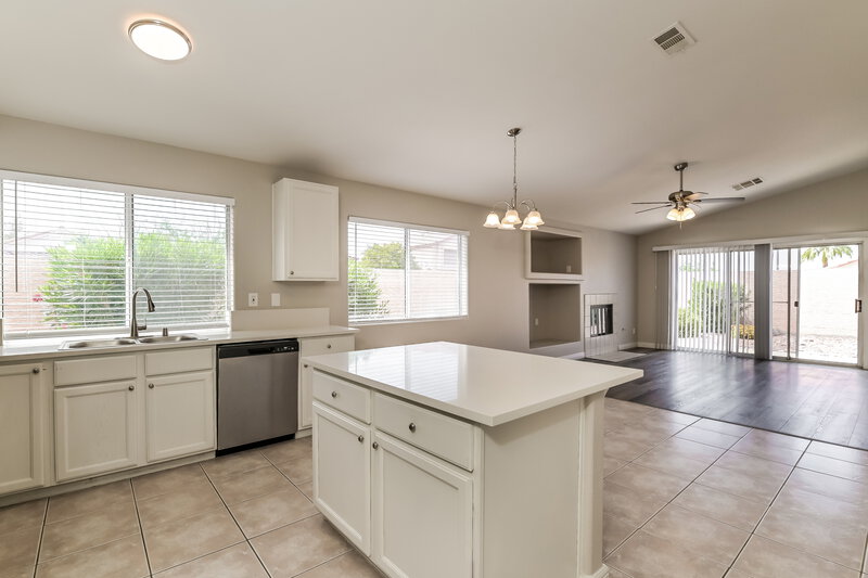 2,255/Mo, 972 Trackers Glen Ave Henderson, NV 89015 Misc View 6