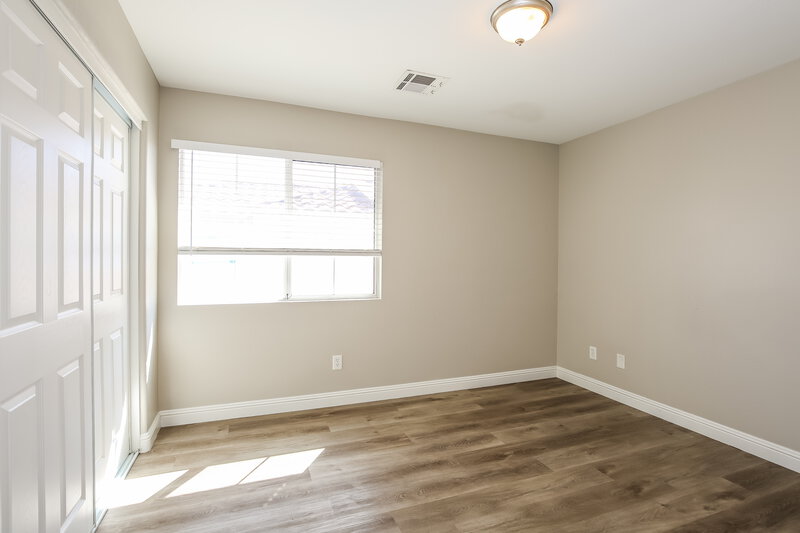 2,170/Mo, 6347 Blushing Willow St North Las Vegas, NV 89081 Bedroom View