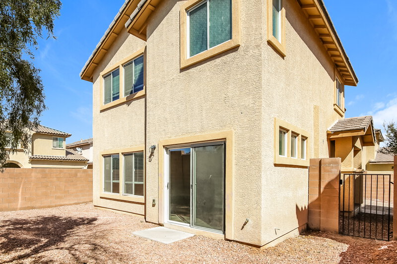 2,170/Mo, 6347 Blushing Willow St North Las Vegas, NV 89081 Rear View