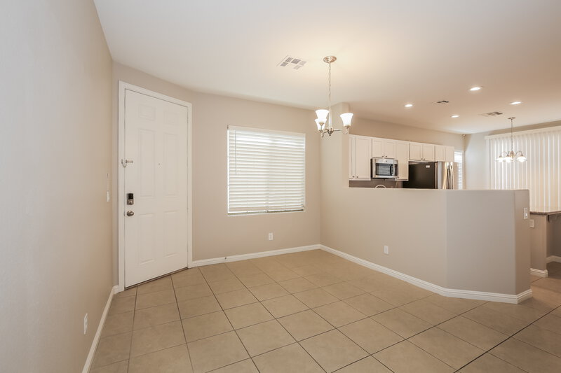 2,235/Mo, 6441 Butterfly Sky North Las Vegas, NV 89084 Dining Room View