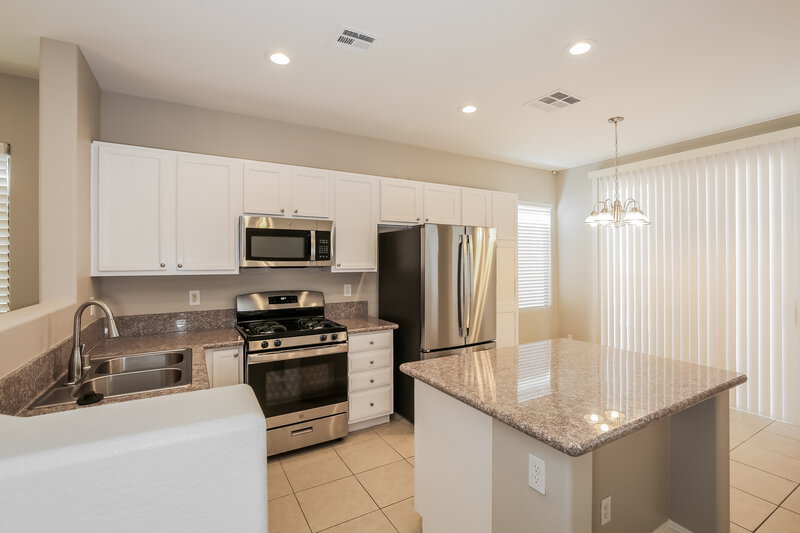 2,235/Mo, 6441 Butterfly Sky North Las Vegas, NV 89084 Kitchen View