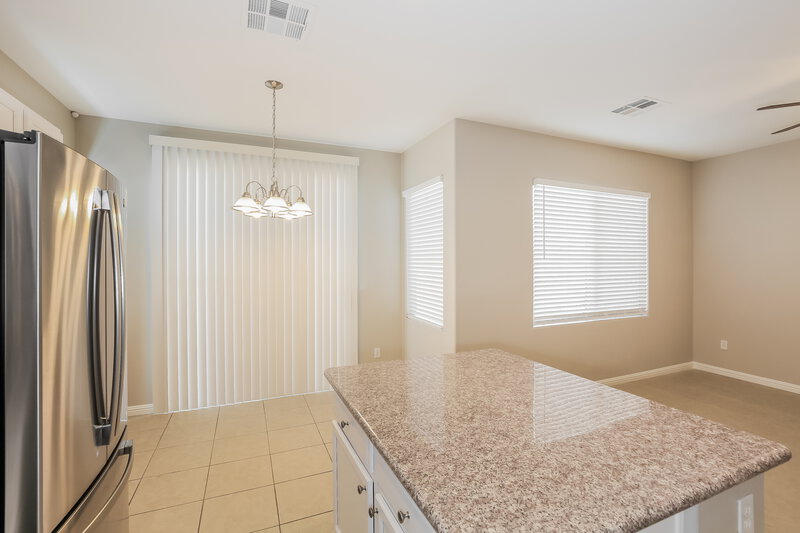 2,235/Mo, 6441 Butterfly Sky North Las Vegas, NV 89084 Kitchen View 2