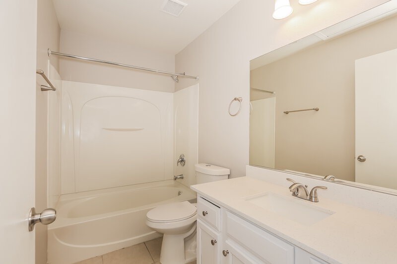 2,235/Mo, 6441 Butterfly Sky North Las Vegas, NV 89084 Bathroom View