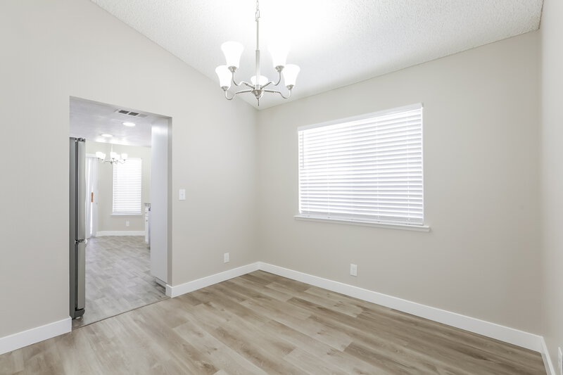 1,905/Mo, 5797 Goodsprings Ct Las Vegas, NV 89110 Dining Room View