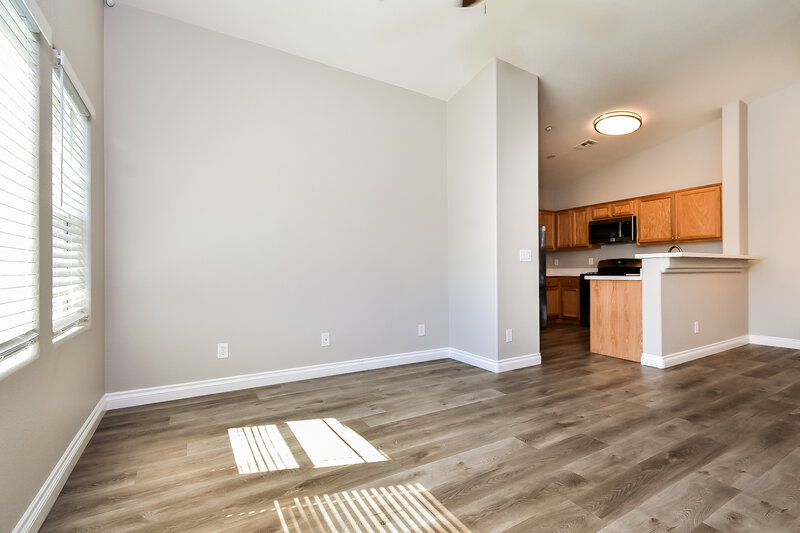 1,660/Mo, 5522 Jackpot Winner Ln Unit 101 Las Vegas, NV 89122 Living Room View