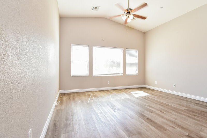 1,660/Mo, 5522 Jackpot Winner Ln Unit 101 Las Vegas, NV 89122 Bedroom View