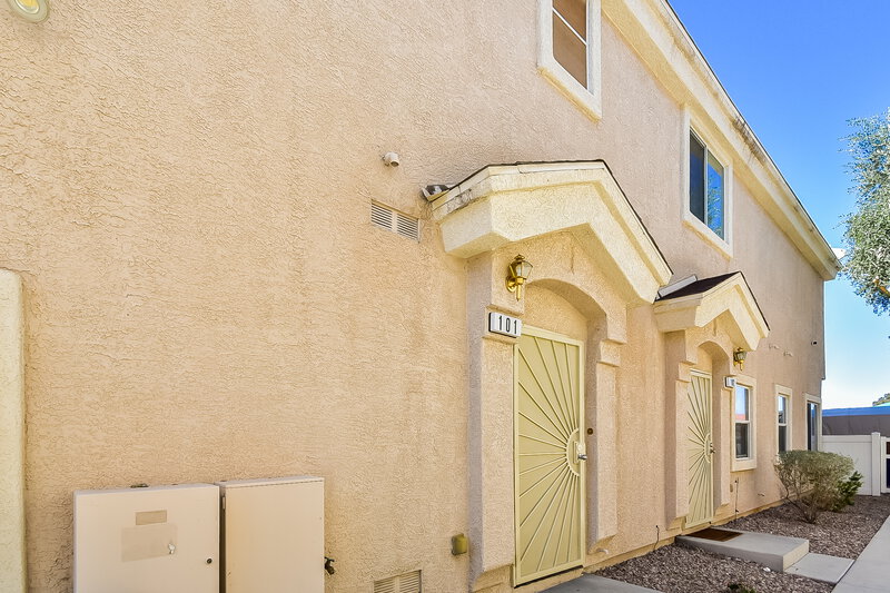 1,660/Mo, 5522 Jackpot Winner Ln Unit 101 Las Vegas, NV 89122 Rear View