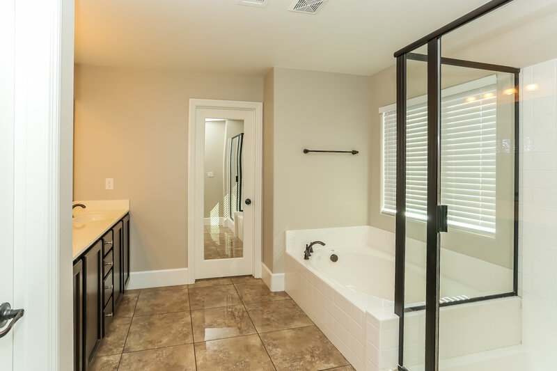 3,335/Mo, 7649 Heavenly Peak St Las Vegas, NV 89166 Main Bathroom View