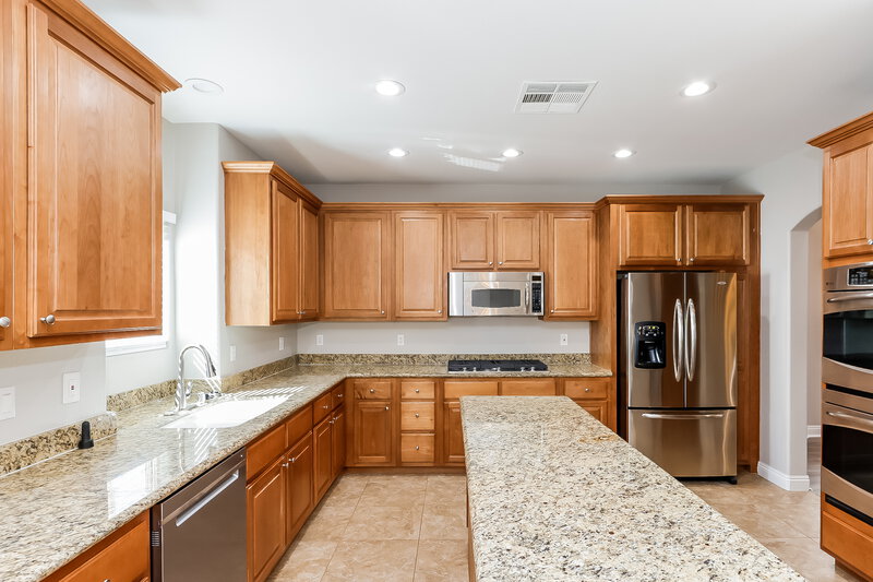 4,330/Mo, 537 Copper View St Henderson, NV 89052 Kitchen View