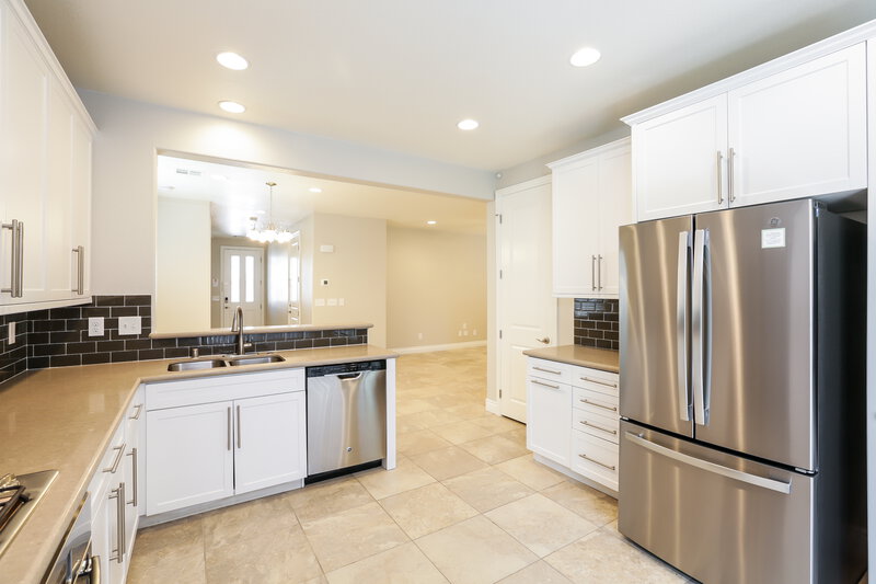 4,160/Mo, 6485 Cape Canyon Ct Las Vegas, NV 89141 Kitchen View 2