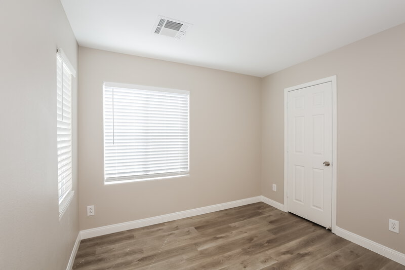 2,240/Mo, 9503 Diamond Bridge Ave Las Vegas, NV 89166 Bedroom View 2