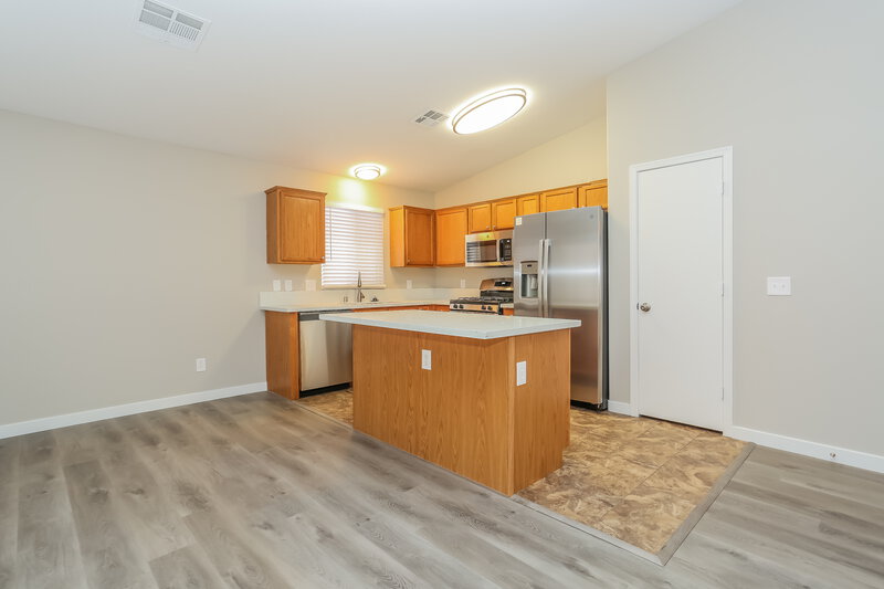 1,905/Mo, 8808 Spinning Wheel Ave Las Vegas, NV 89143 Kitchen View