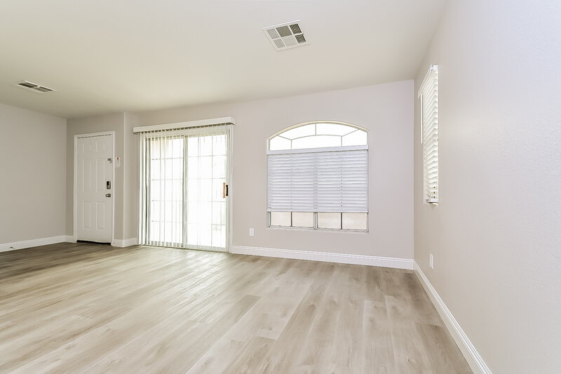 1,855/Mo, 5359 Hanging Tree Ln Las Vegas, NV 89118 Living Room View