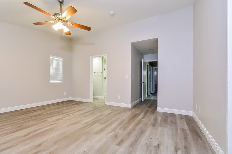 1,855/Mo, 5359 Hanging Tree Ln Las Vegas, NV 89118 Main Bedroom View