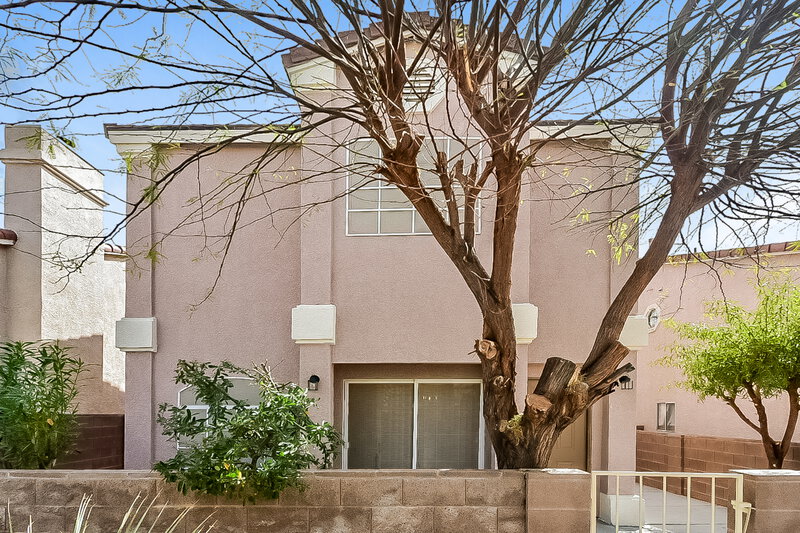1,855/Mo, 5359 Hanging Tree Ln Las Vegas, NV 89118 Rear View