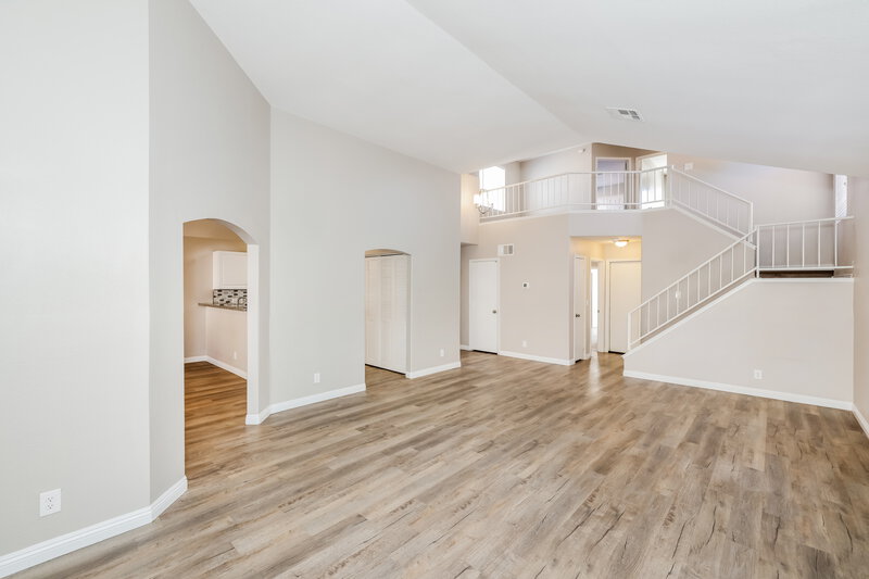 2,140/Mo, 269 Aspen Knoll Dr Henderson, NV 89074 Living Room View 2