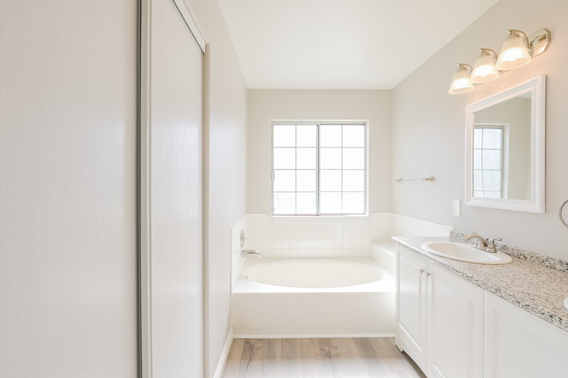 2,435/Mo, 269 Aspen Knoll Dr Henderson, NV 89074 Main Bathroom View