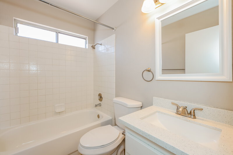 2,140/Mo, 269 Aspen Knoll Dr Henderson, NV 89074 Bathroom View
