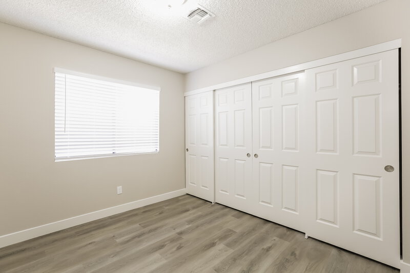 2,540/Mo, 1330 White Dr Las Vegas, NV 89119 Bedroom View 3