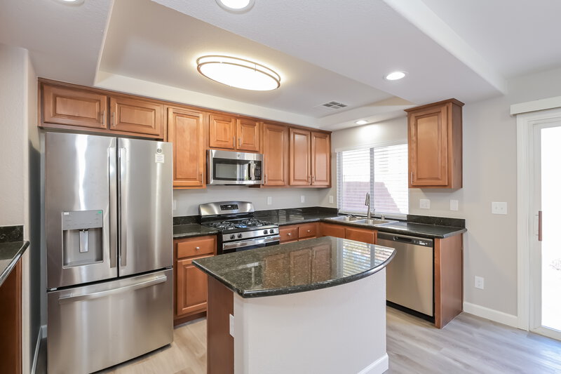 2,120/Mo, 6620 Melodic Ct Las Vegas, NV 89139 Kitchen View 3