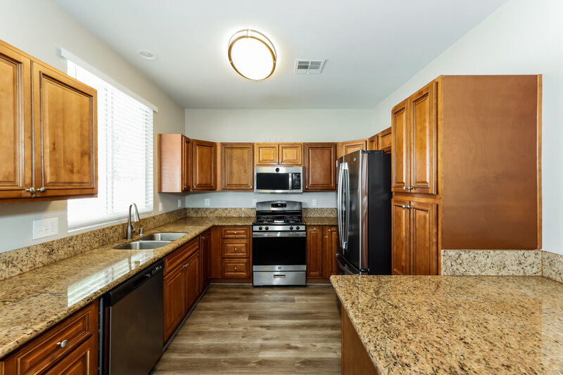 2,655/Mo, 1002 Tidal Foam Ct Henderson, NV 89074 Kitchen View