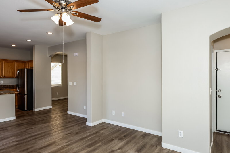 2,240/Mo, 10931 Colour Magic St Henderson, NV 89052 Dining Room View 2