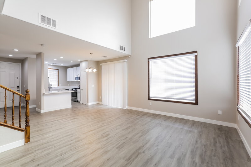 2,375/Mo, 6191 Carson Hills Ave Las Vegas, NV 89139 Dining Room View