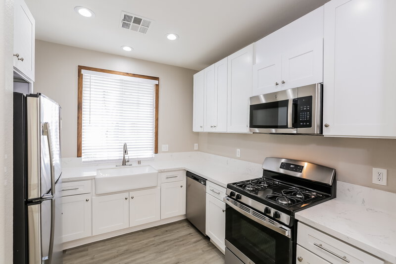 2,375/Mo, 6191 Carson Hills Ave Las Vegas, NV 89139 Kitchen View