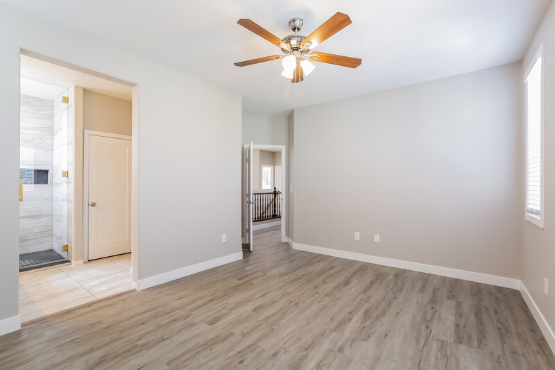 2,375/Mo, 6191 Carson Hills Ave Las Vegas, NV 89139 Main Bedroom View 2