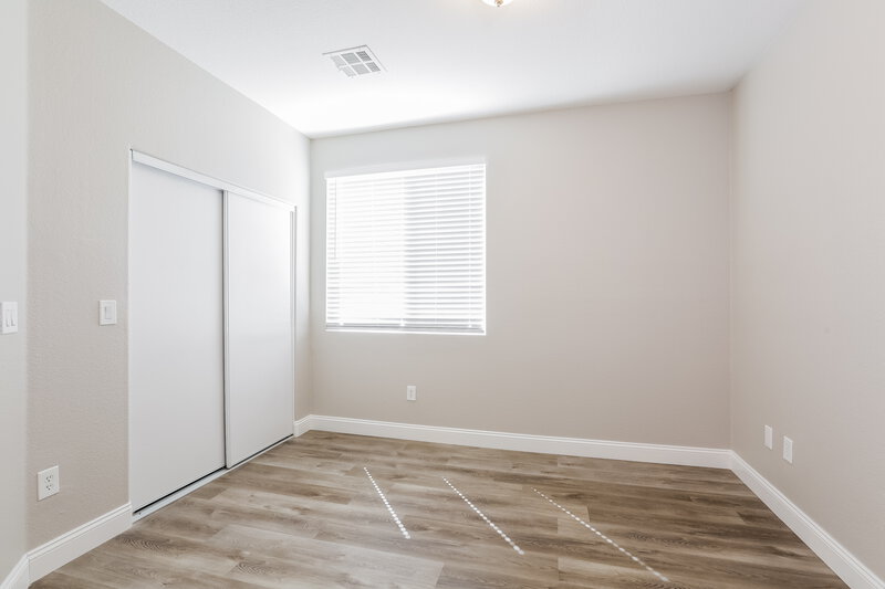 2,375/Mo, 6191 Carson Hills Ave Las Vegas, NV 89139 Bedroom View 2