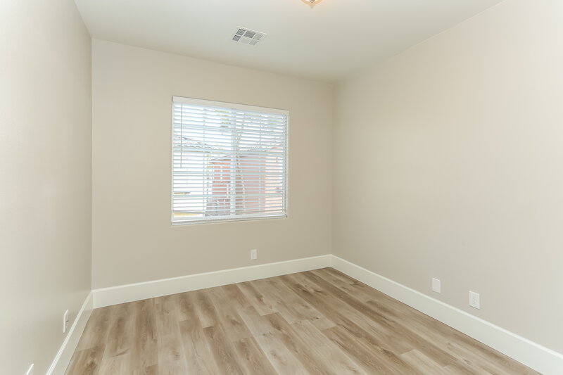 2,060/Mo, 8913 Trickling Springs Ct Las Vegas, NV 89149 Bedroom View