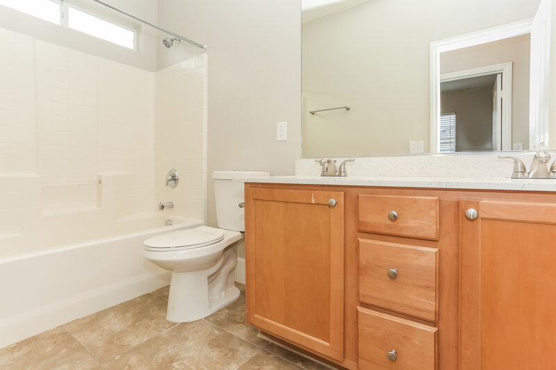 2,060/Mo, 8913 Trickling Springs Ct Las Vegas, NV 89149 Bathroom View