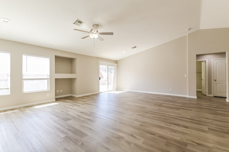 2,530/Mo, 1075 Silver Star St Henderson, NV 89002 Living Room View 2