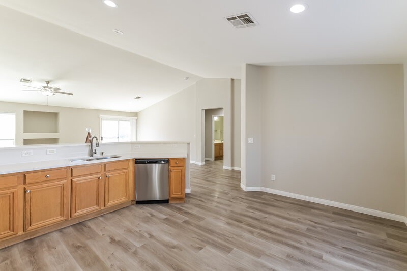 2,530/Mo, 1075 Silver Star St Henderson, NV 89002 Kitchen View 2