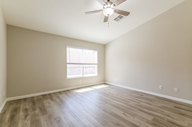 2,530/Mo, 1075 Silver Star St Henderson, NV 89002 Main Bedroom View 2