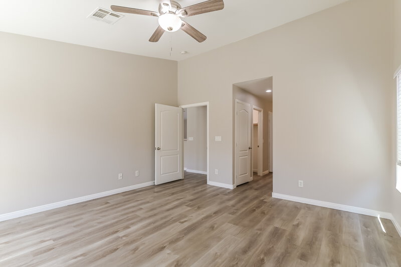 2,530/Mo, 1075 Silver Star St Henderson, NV 89002 Main Bedroom View 3