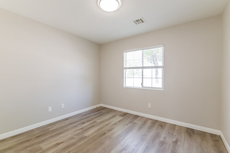 2,530/Mo, 1075 Silver Star St Henderson, NV 89002 Bedroom View 2