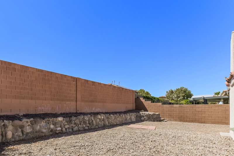 2,530/Mo, 1075 Silver Star St Henderson, NV 89002 Rear View