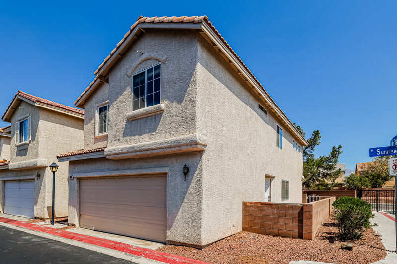 1,860/Mo, 3010 Sunrise Bay Ave North Las Vegas, NV 89031 Front View