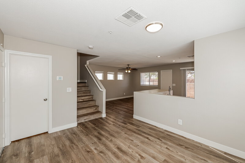 1,860/Mo, 3010 Sunrise Bay Ave North Las Vegas, NV 89031 Living Room View
