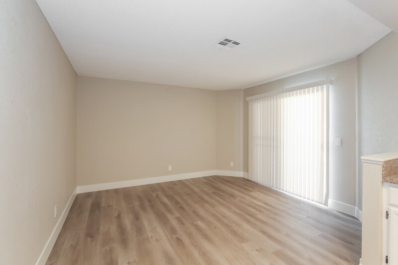 2,145/Mo, 1403 Harmony Hill Dr Henderson, NV 89014 Living Room View 2